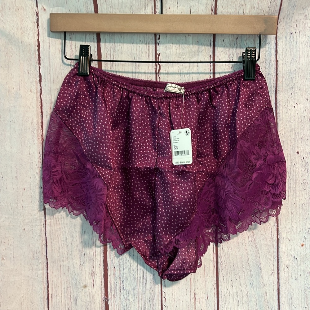 NWT Free People All Dressed Up Short